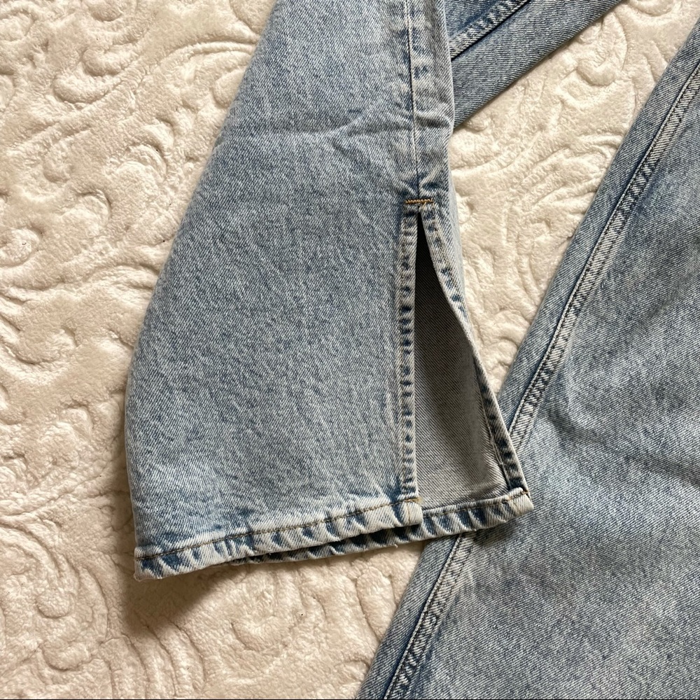 H&M 90s Baggy Lightwash Jeans - Picture 10 of 11